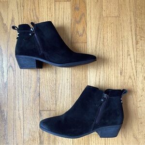 Vince Camuto Tricera Suede Booties